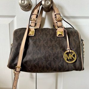 Michael Kors Md Grayson Signature Satchel